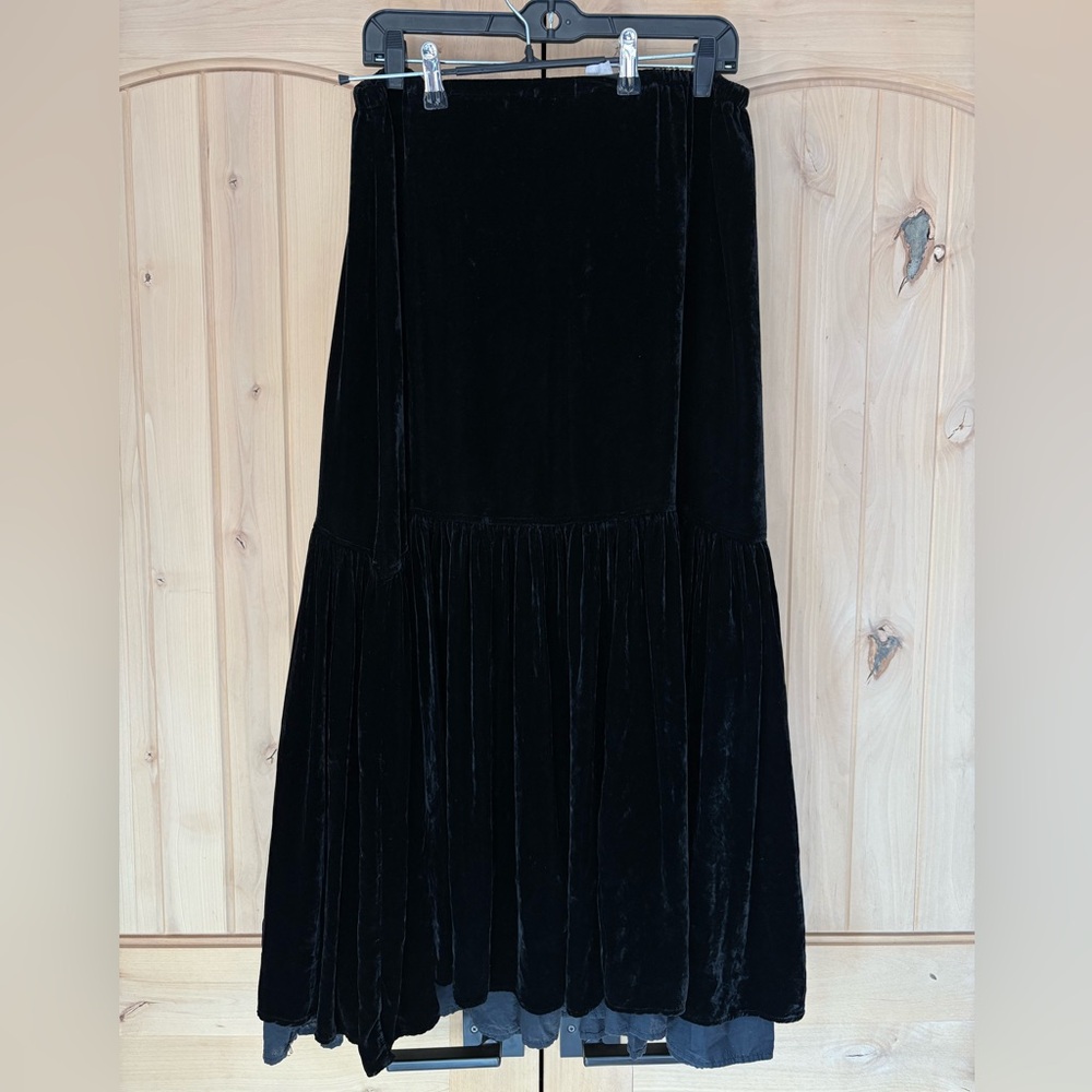 CP Shades Velvet Tiered Maxi Skirt